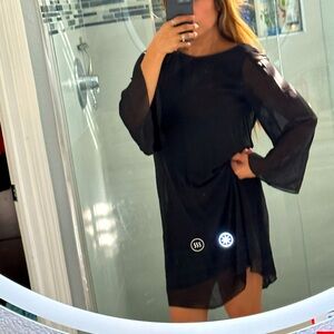 Cute black dress, open round back